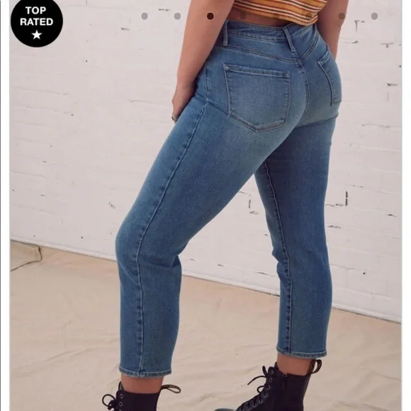 𝅺nwt high rise jeans - Picture 2 of 8